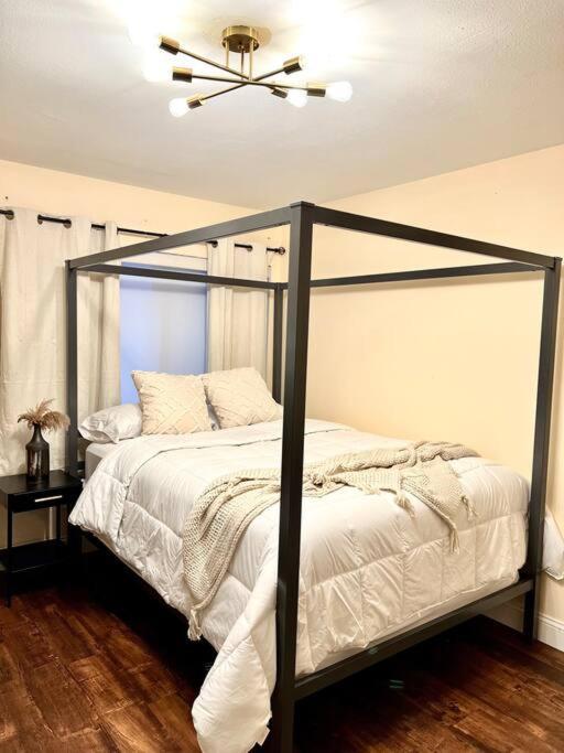 Elegant Hollywood Retreat - Spacious 2Br 2Ba Condo With Resort-Style Amenities Los Angeles Esterno foto