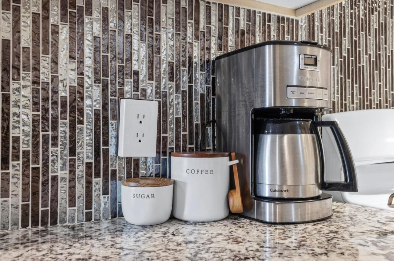 Elegant Hollywood Retreat - Spacious 2Br 2Ba Condo With Resort-Style Amenities Los Angeles Esterno foto