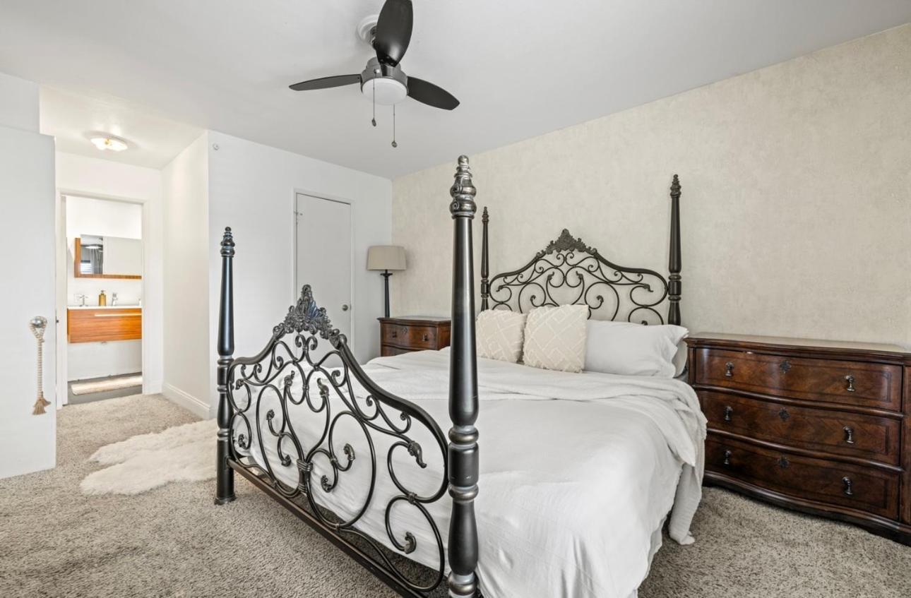 Elegant Hollywood Retreat - Spacious 2Br 2Ba Condo With Resort-Style Amenities Los Angeles Esterno foto